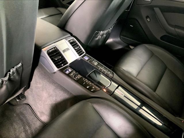 Certified 2016 Porsche Panamera Edition image 21