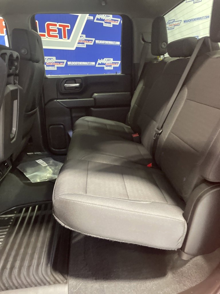 Used 2025 Chevrolet Silverado 2500 Custom w/ Custom Convenience Package image 25
