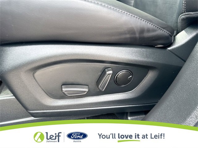 Used 2023 Ford Explorer Platinum w/ Technology Package image 18