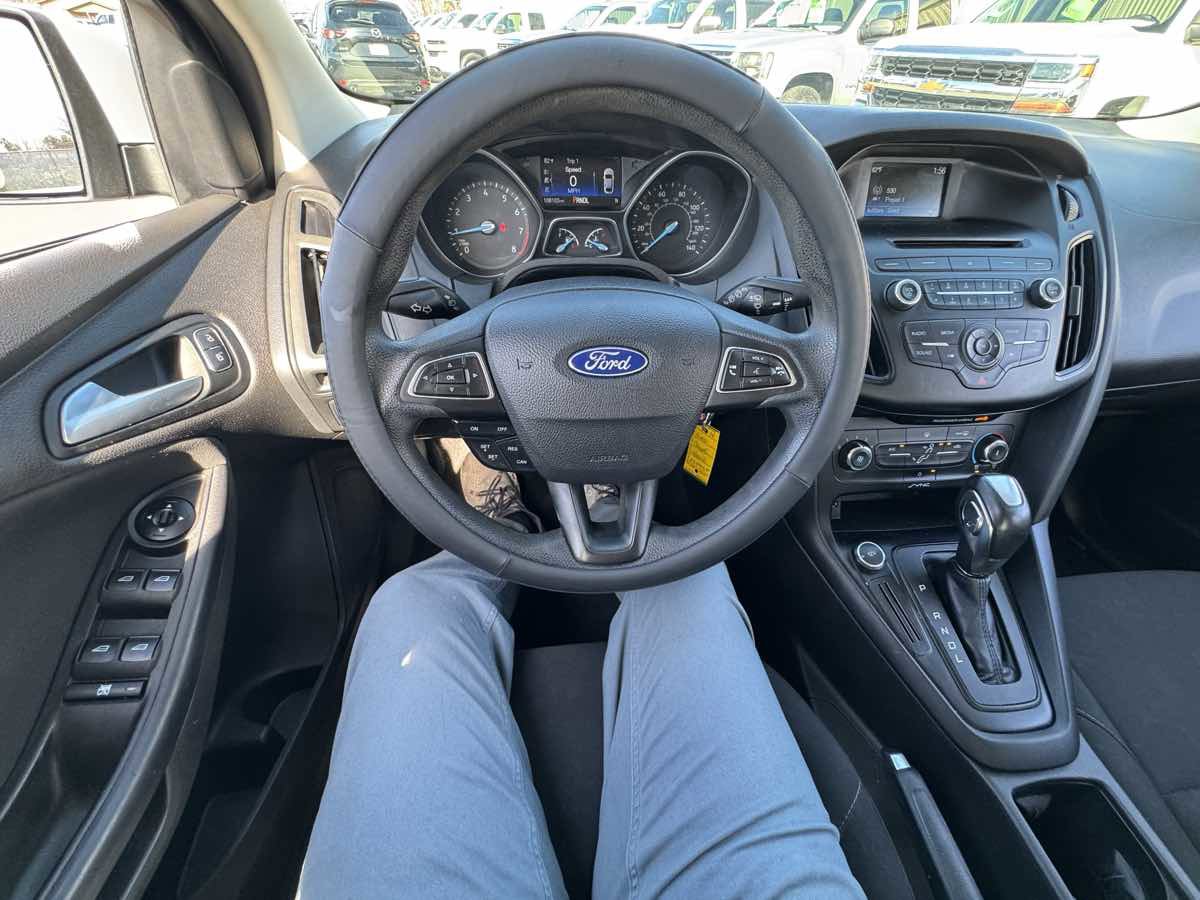 Used 2016 Ford Focus SE FWD image 31