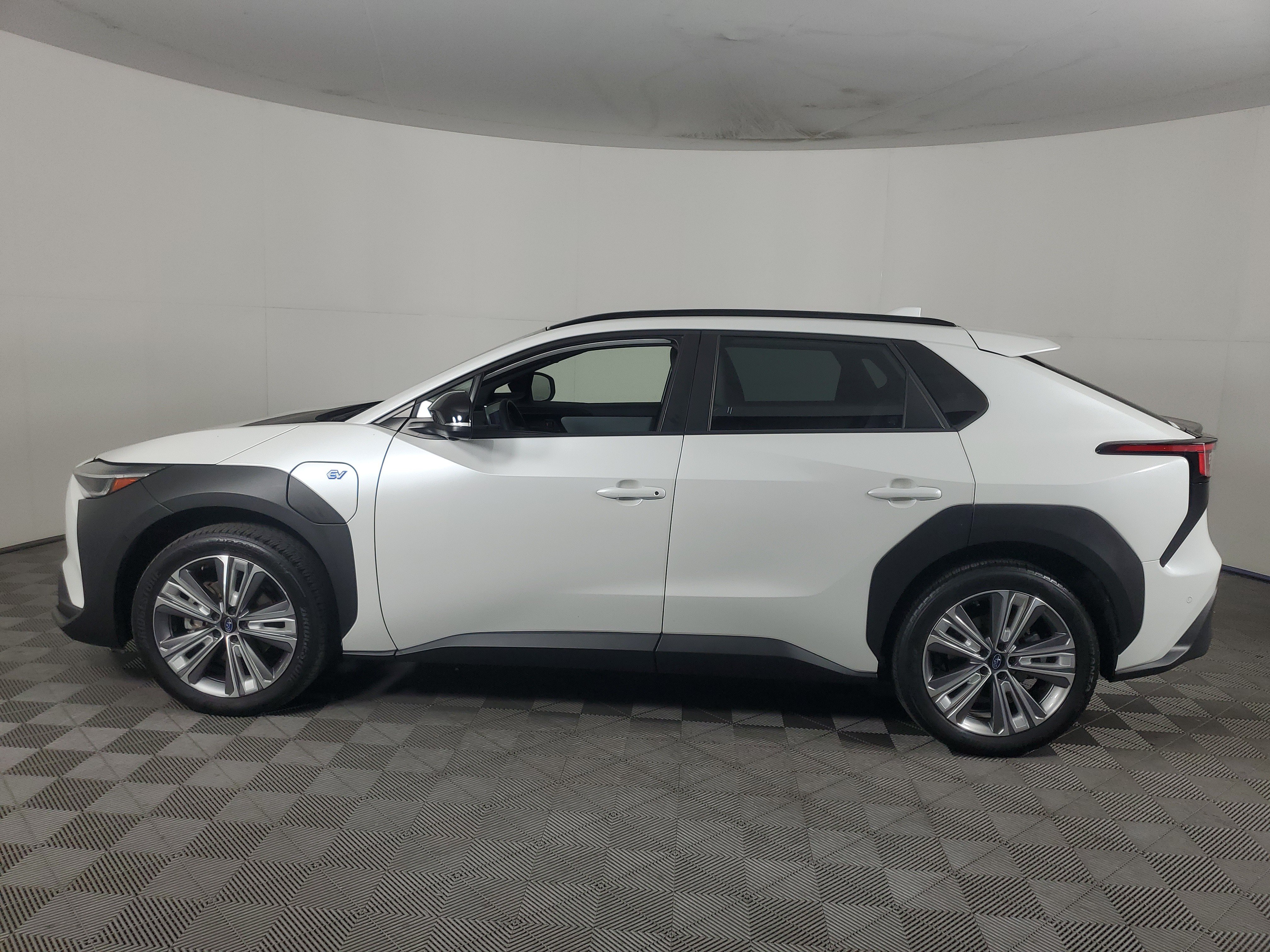 Used 2023 Subaru Solterra AWD image 7