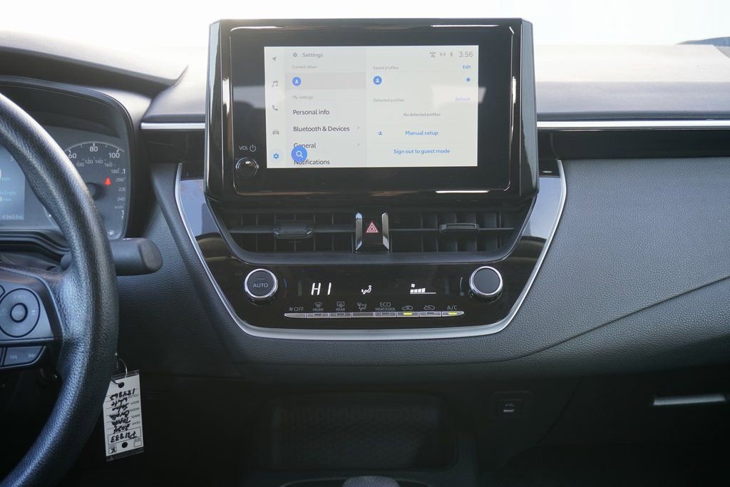Used 2024 Toyota Corolla LE image 23