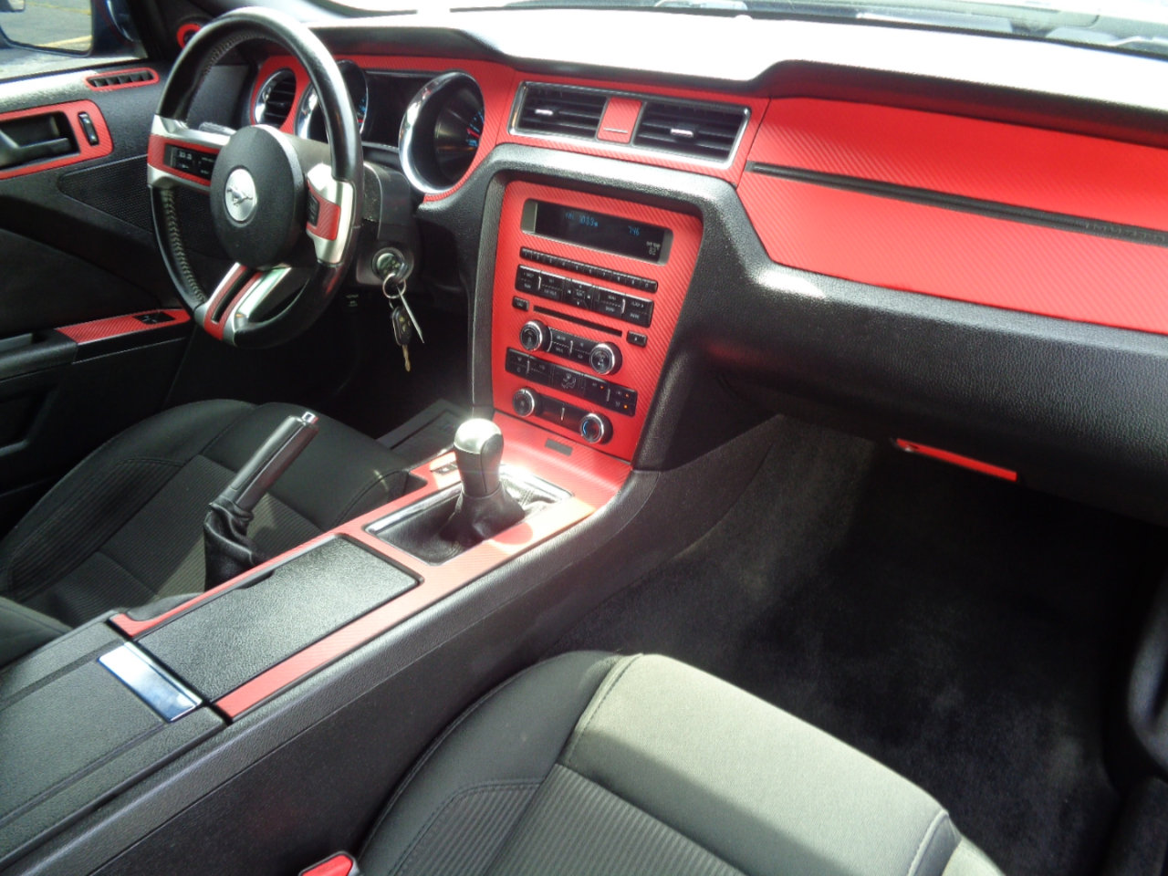 Used 2014 Ford Mustang GT image 17