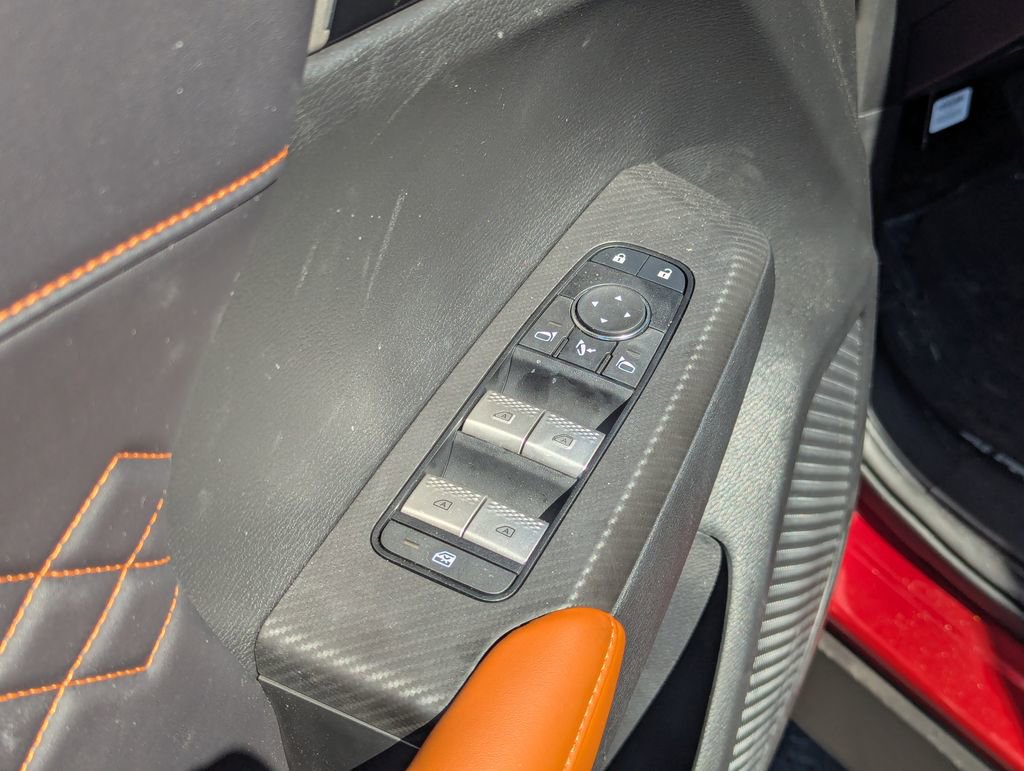 Used 2025 Mitsubishi Outlander 4WD Plug-In Hybrid image 29