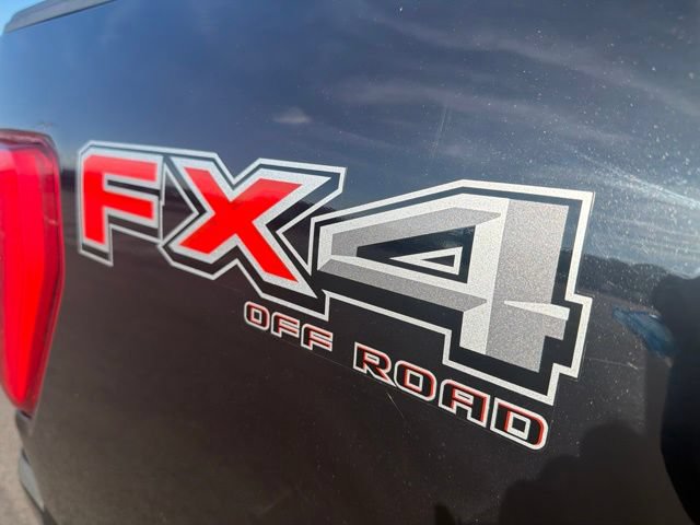 Used 2021 Ford F150 Lariat w/ Equipment Group 502A High AWD/4WD image 9