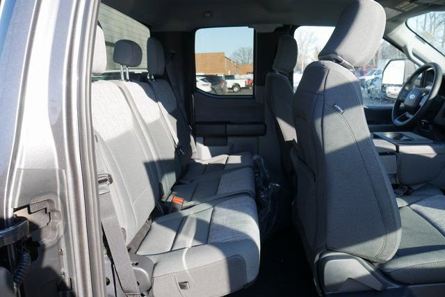 New 2026 Ford F250 XLT w/ FX4 Off-Road Package image 23