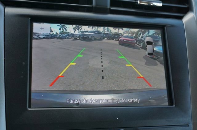 Used 2020 Ford Fusion SE image 12