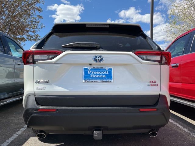 Used 2022 Toyota RAV4 XLE Premium AWD/4WD image 16
