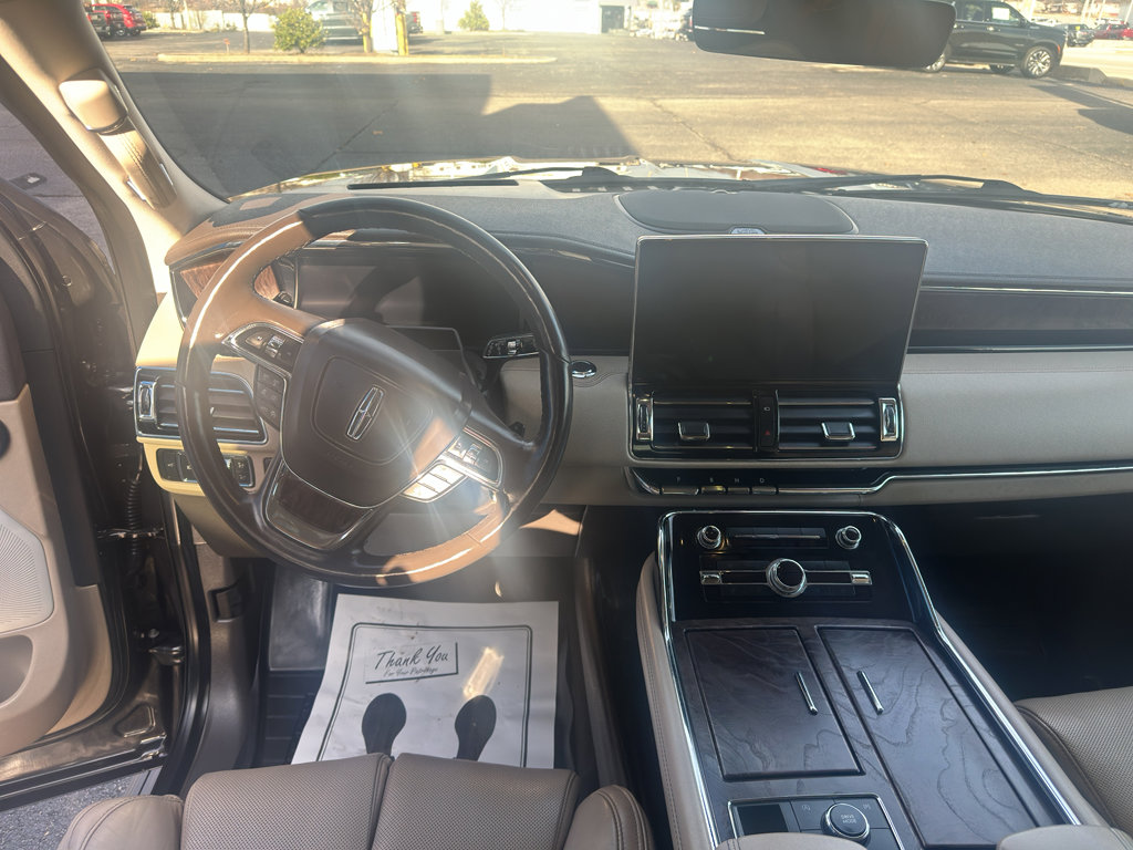 Used 2022 Lincoln Navigator L Reserve image 15