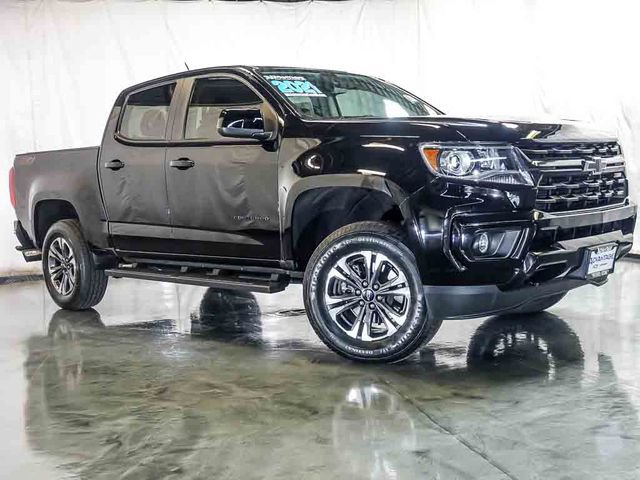Certified 2021 Chevrolet Colorado Z71 w/ Safety Package AWD/4WD image 2