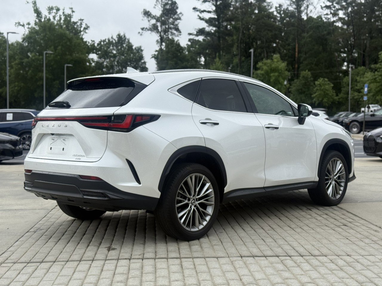 Used 2023 Lexus NX 350h AWD image 6