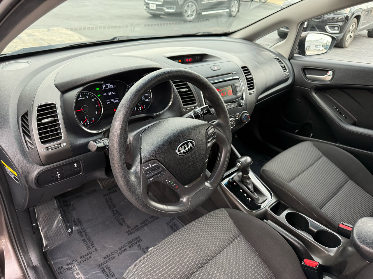 Used 2018 Kia Forte LX image 11