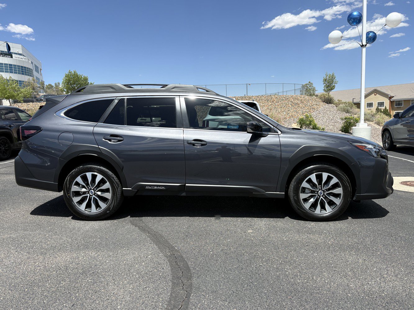 Used 2024 Subaru Outback Limited XT AWD/4WD image 4
