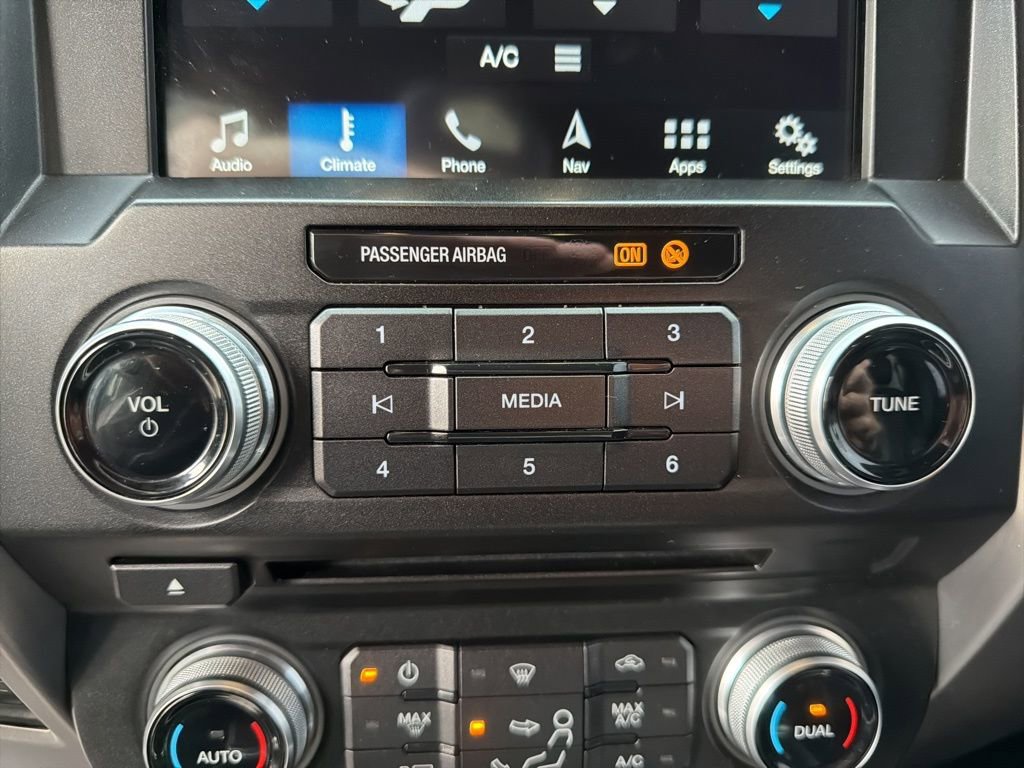 Used 2018 Ford F250 Platinum w/ FX4 Off-Road Package image 43