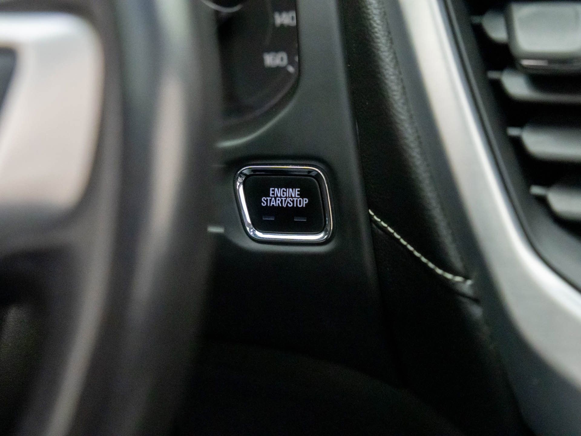 Used 2019 GMC Acadia SLT w/ LPO, Floor Liner Package image 22