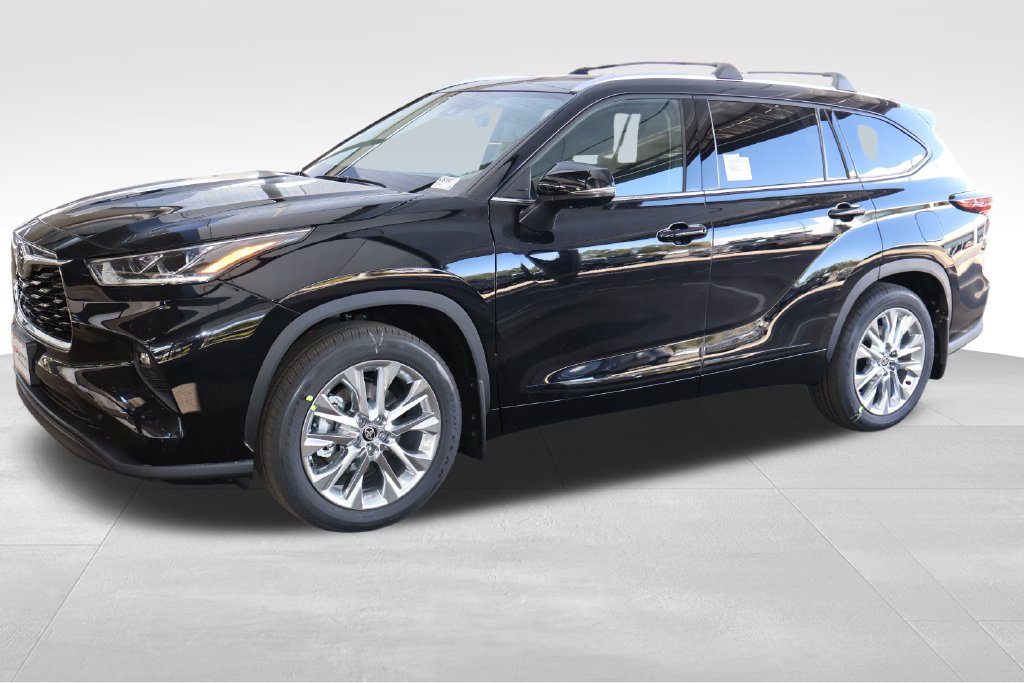 New 2026 Toyota Highlander Limited AWD/4WD image 11