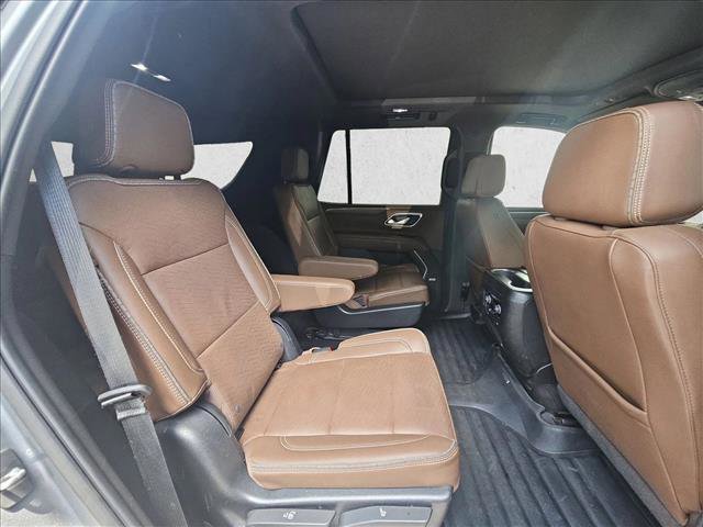 Used 2022 Chevrolet Tahoe High Country AWD/4WD image 18