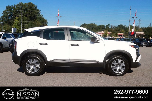 New 2027 Nissan Kicks S FWD image 4