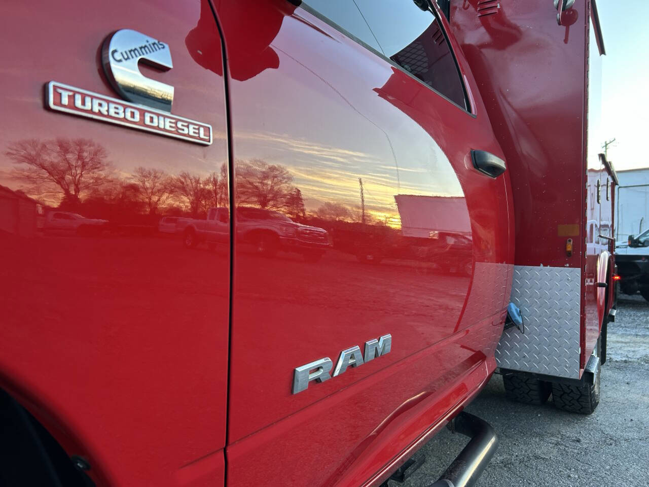 Used 2020 RAM 3500 Tradesman w/ Chrome Appearance Group image 16