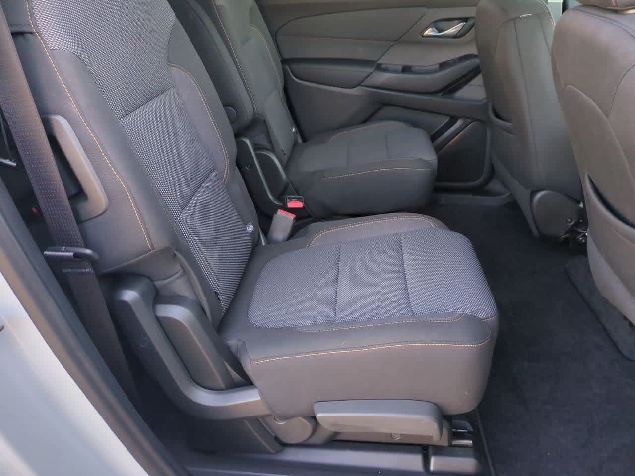 Used 2021 Chevrolet Traverse LT AWD/4WD image 18