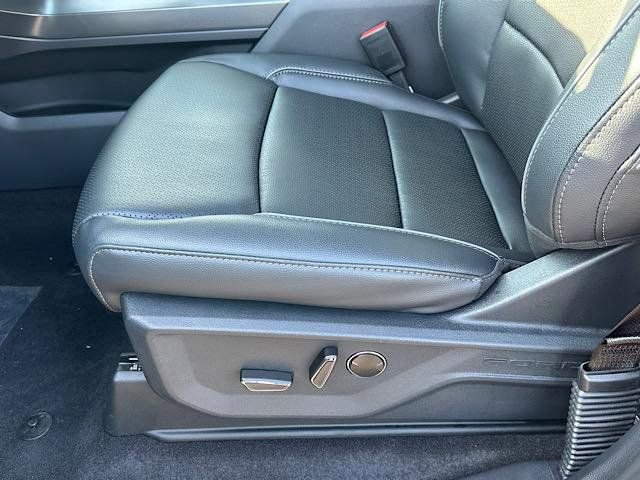 New 2025 Ford F150 Lariat w/ Equipment Group 502A High image 9