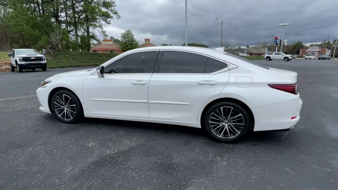 Used 2022 Lexus ES 350 w/ Premium Package FWD image 6