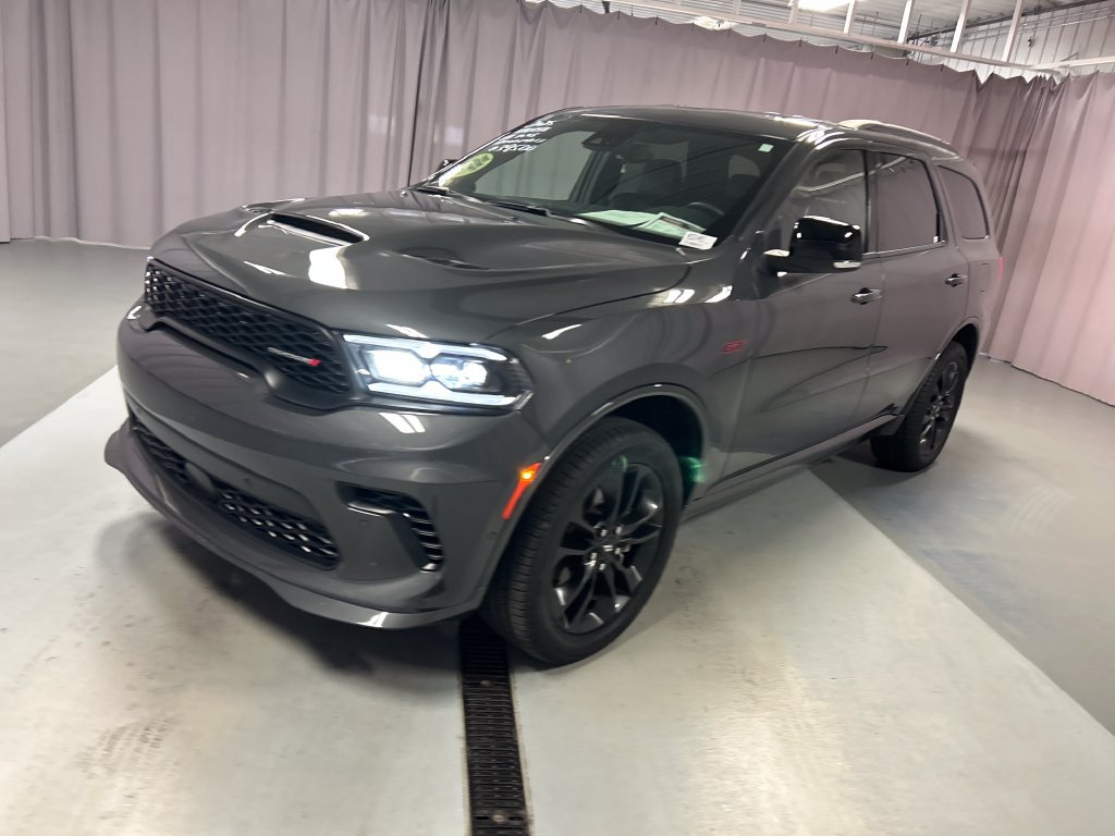 Used 2025 Dodge Durango GT AWD/4WD image 3