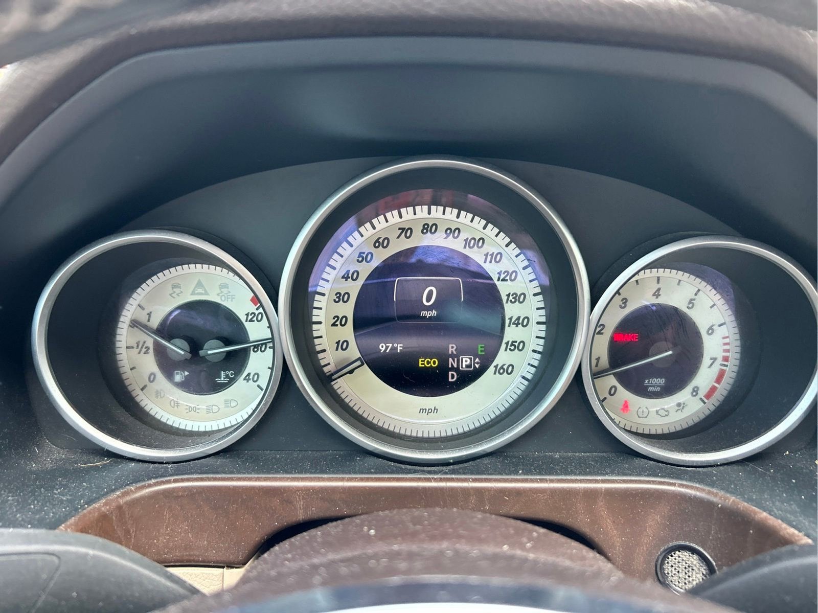 Used 2014 Mercedes-Benz E 350 Sedan image 27