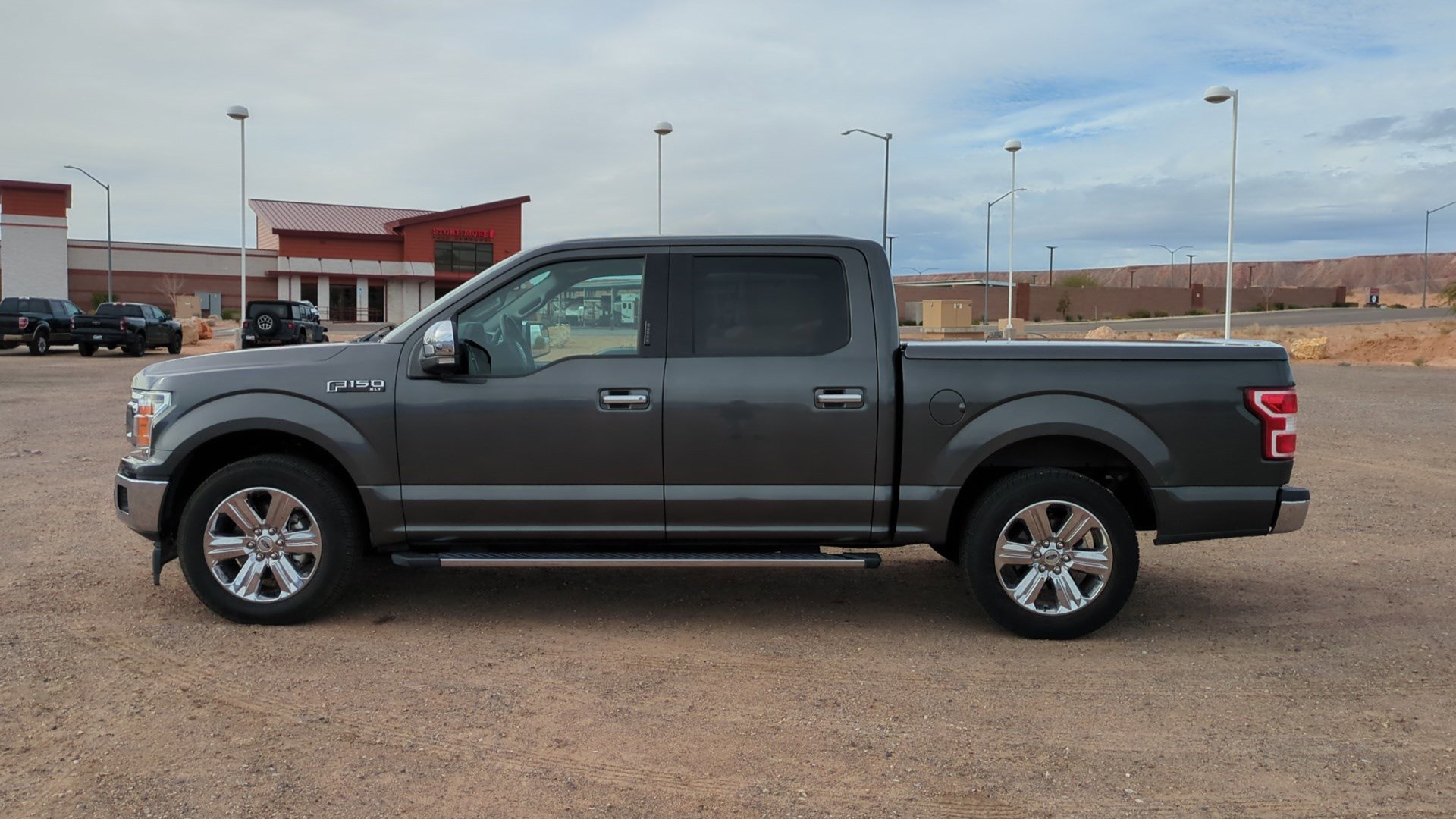 Used 2019 Ford F150 XLT w/ Equipment Group 302A Luxury image 7