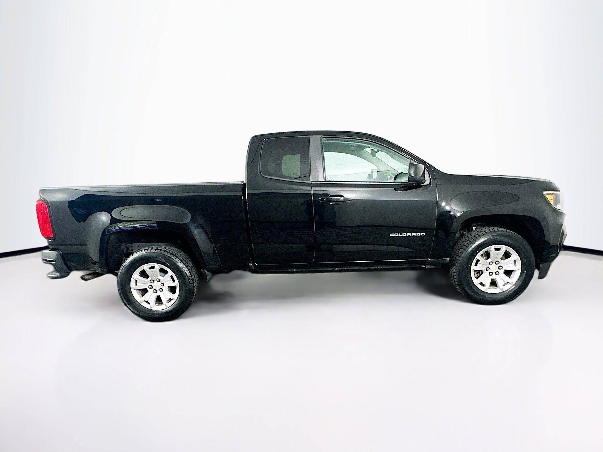 Used 2021 Chevrolet Colorado LT w/ Fleet Safety Package image 10