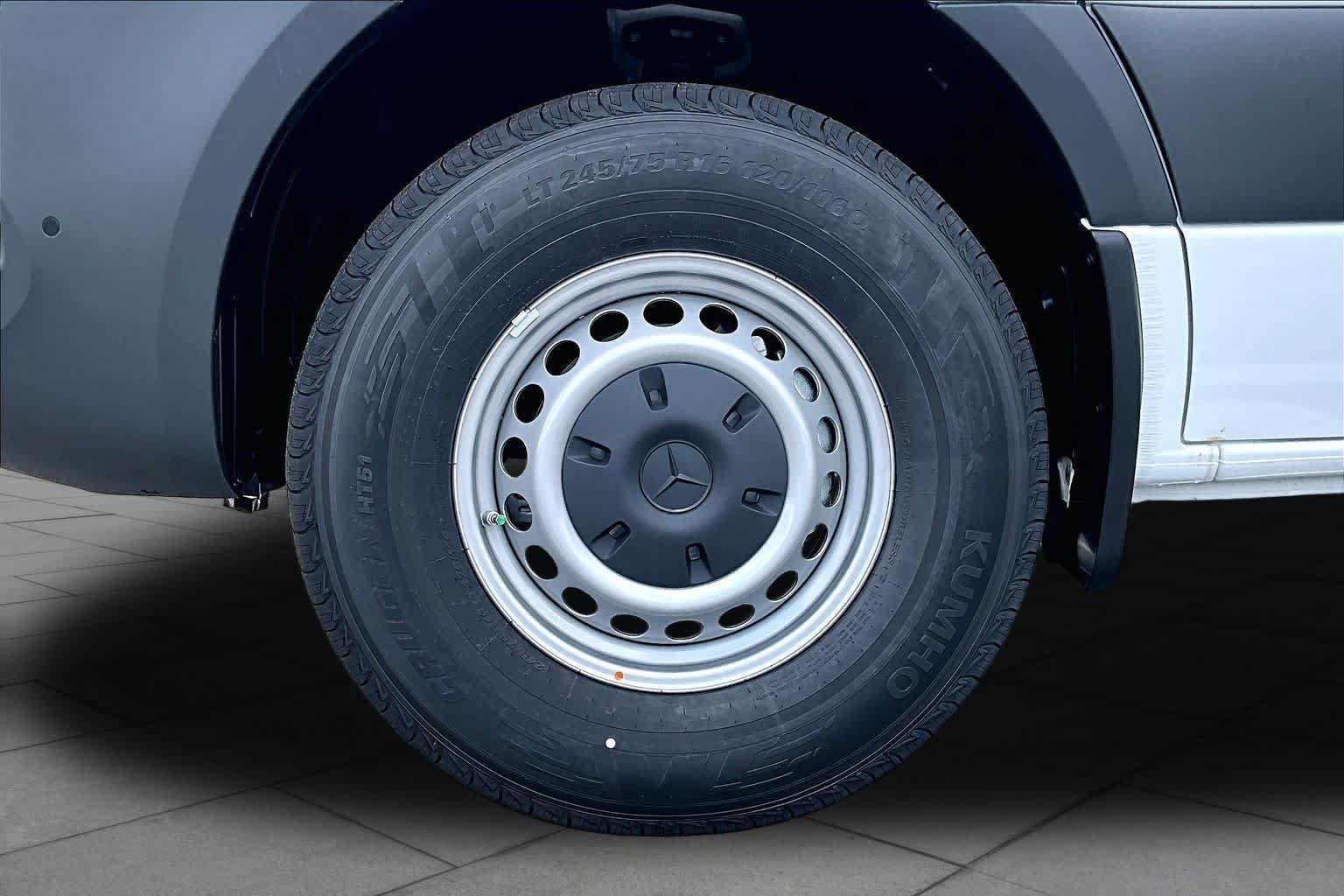 New 2026 Mercedes-Benz Sprinter 2500 image 11