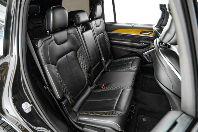Used 2023 Jeep Grand Cherokee L Summit image 42