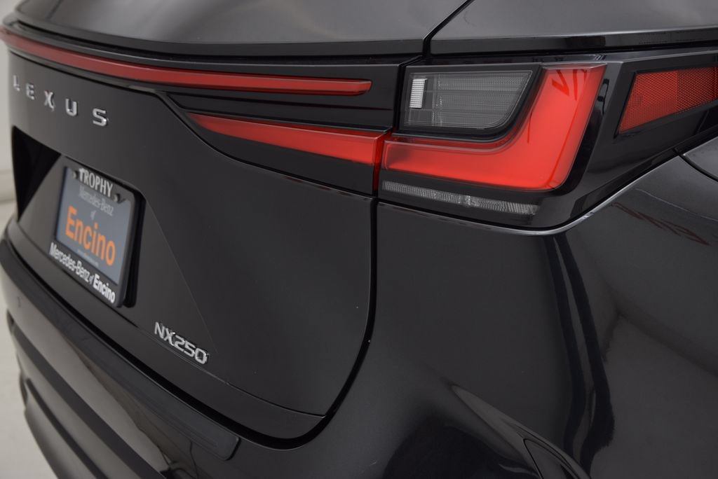 Used 2025 Lexus NX 250 FWD image 15
