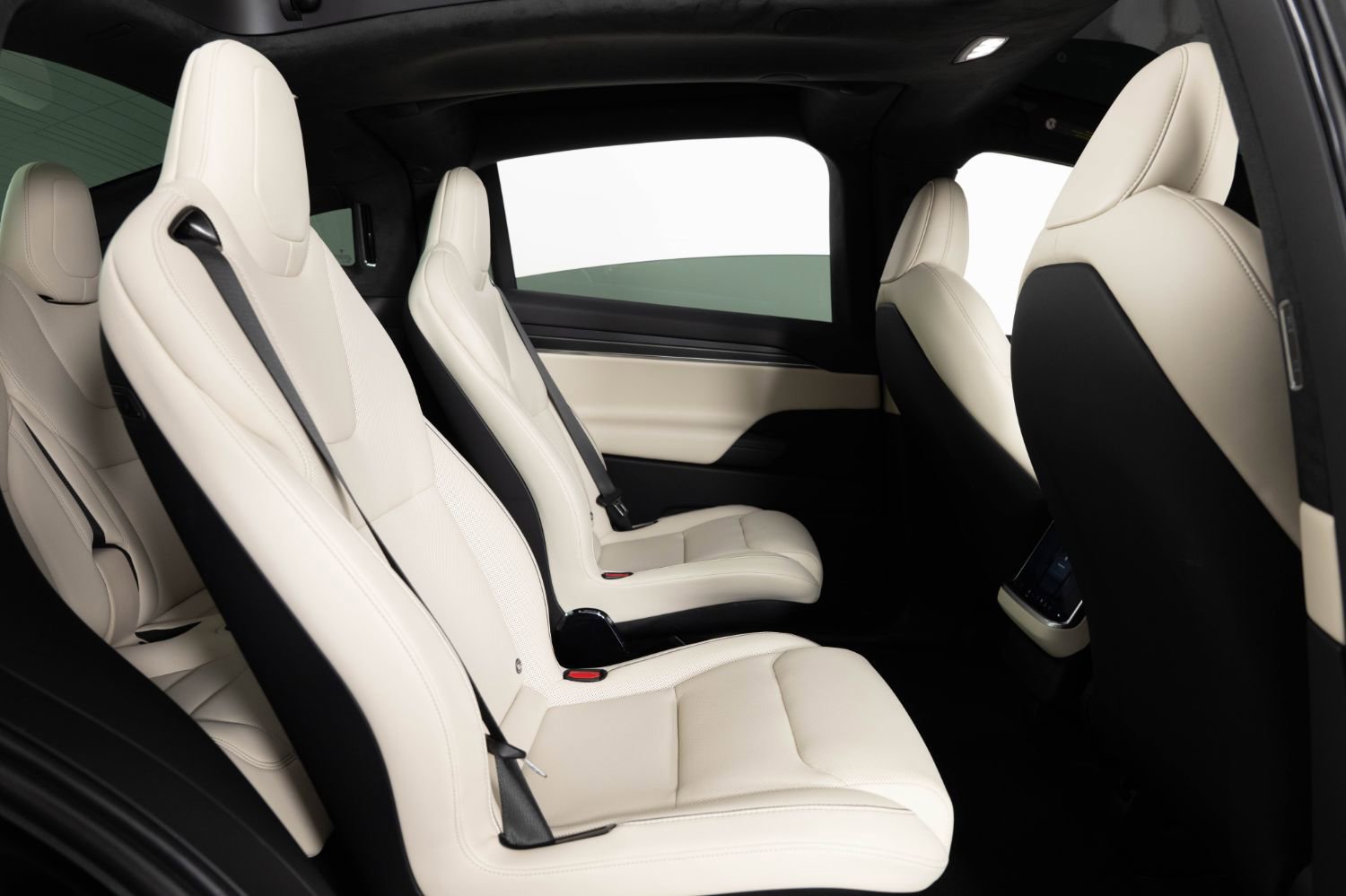 Used 2024 Tesla Model X Plaid AWD/4WD image 24