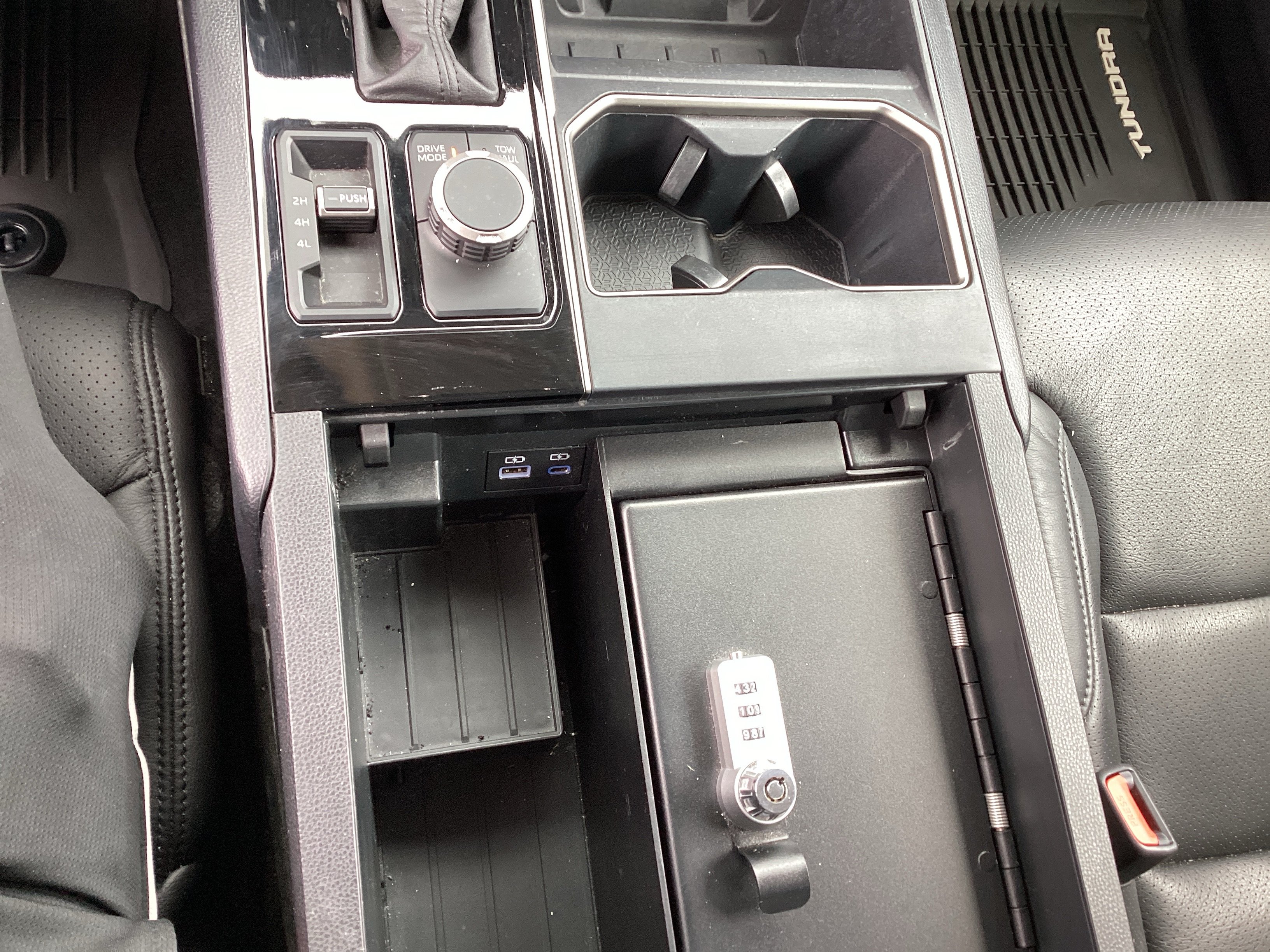 Used 2023 Toyota Tundra SR5 AWD/4WD image 17