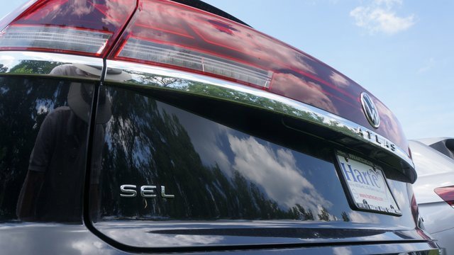 New 2025 Volkswagen Atlas Cross Sport SEL image 6