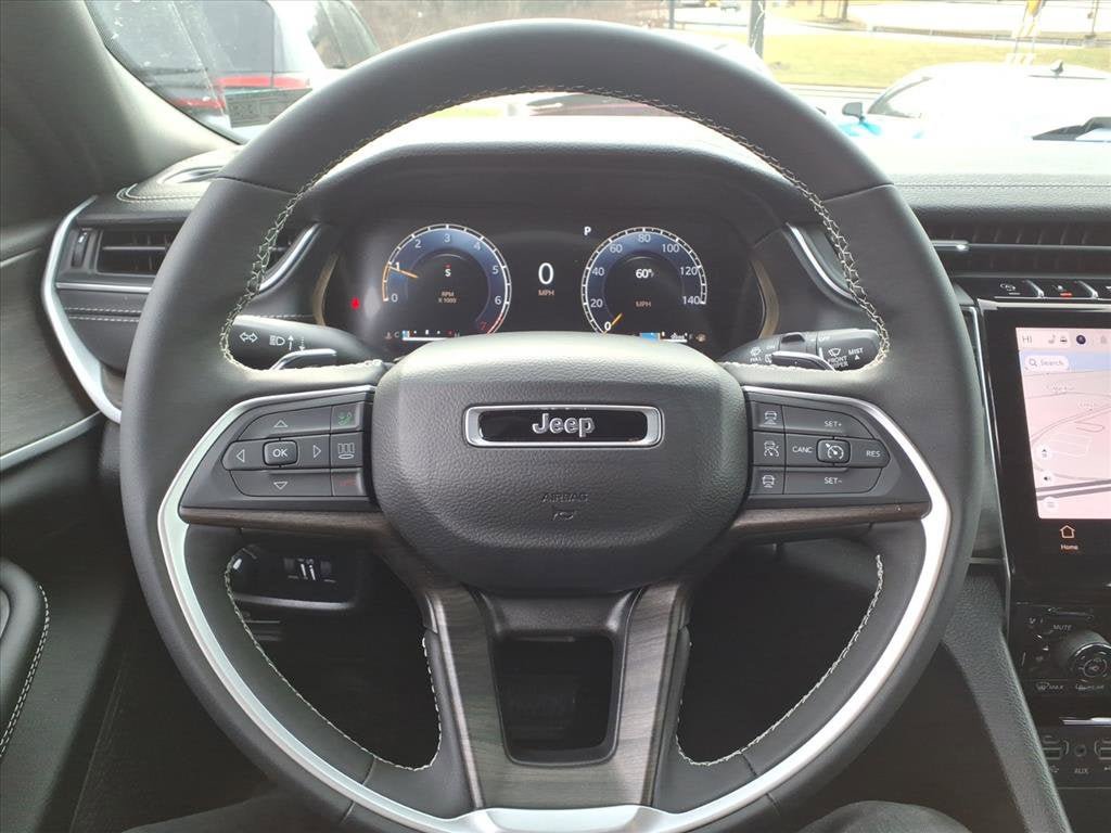 New 2025 Jeep Grand Cherokee L Limited image 15
