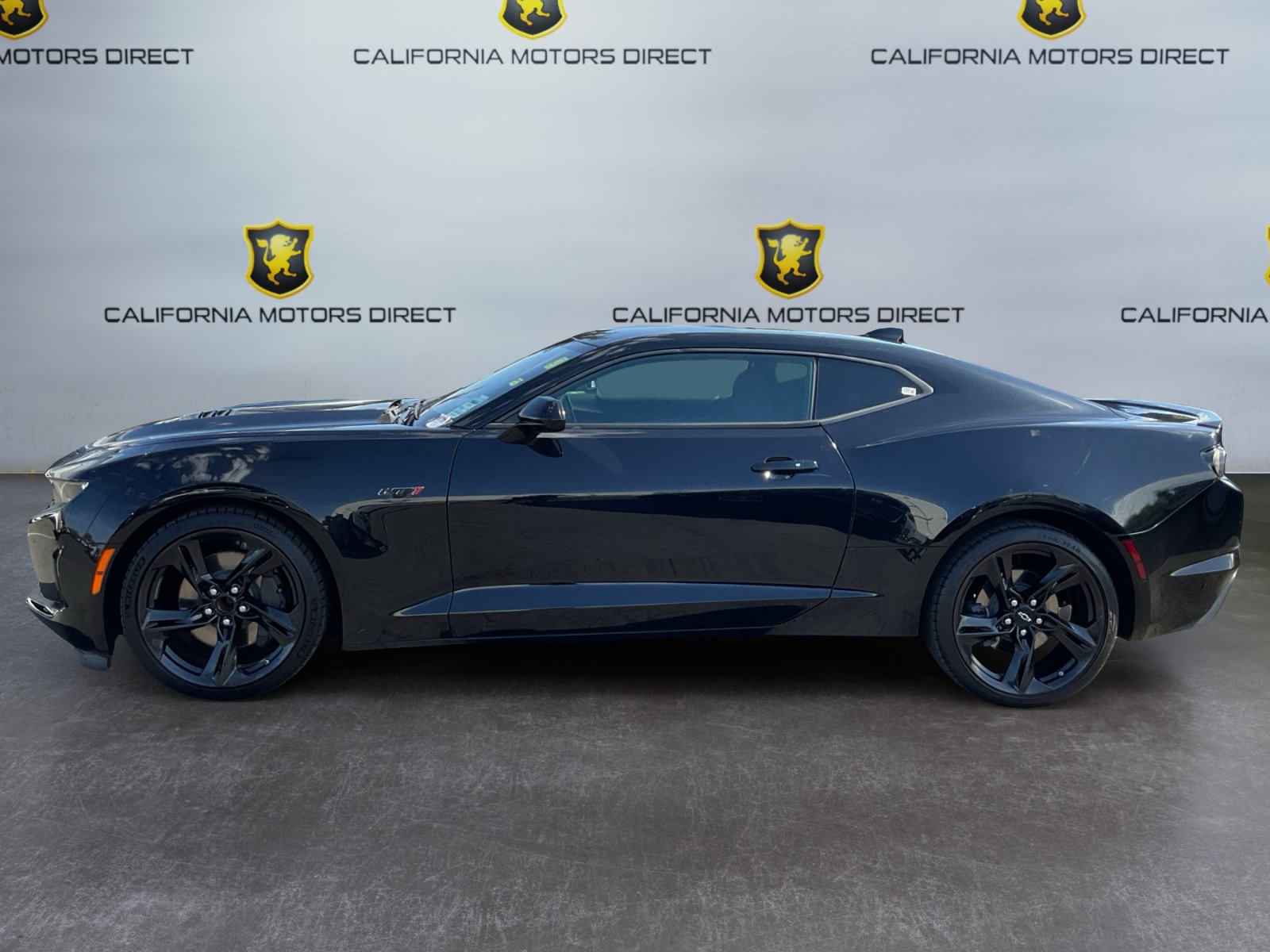 Used 2021 Chevrolet Camaro LT w/ RS Package RWD image 8