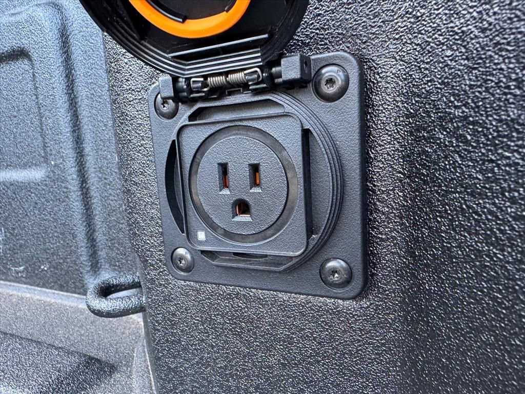 Used 2026 Chevrolet Silverado 1500 Custom w/ Turbomax Blackout Package image 11