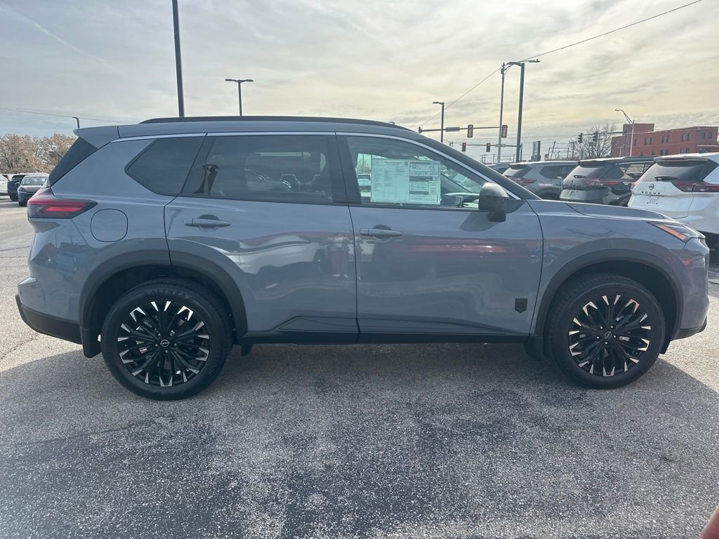 New 2026 Nissan Rogue Dark Armor image 8