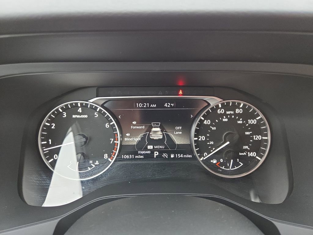 Used 2024 Nissan Pathfinder S image 20