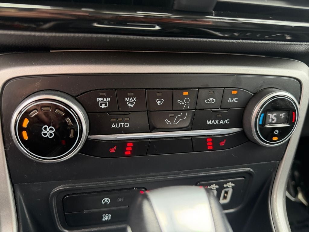 Used 2018 Ford EcoSport Titanium FWD image 33