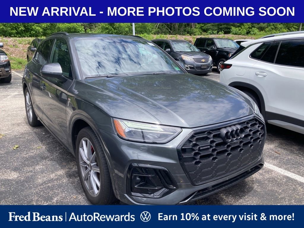 Used 2024 Audi Q5 e Premium Plus w/ Premium Plus Package