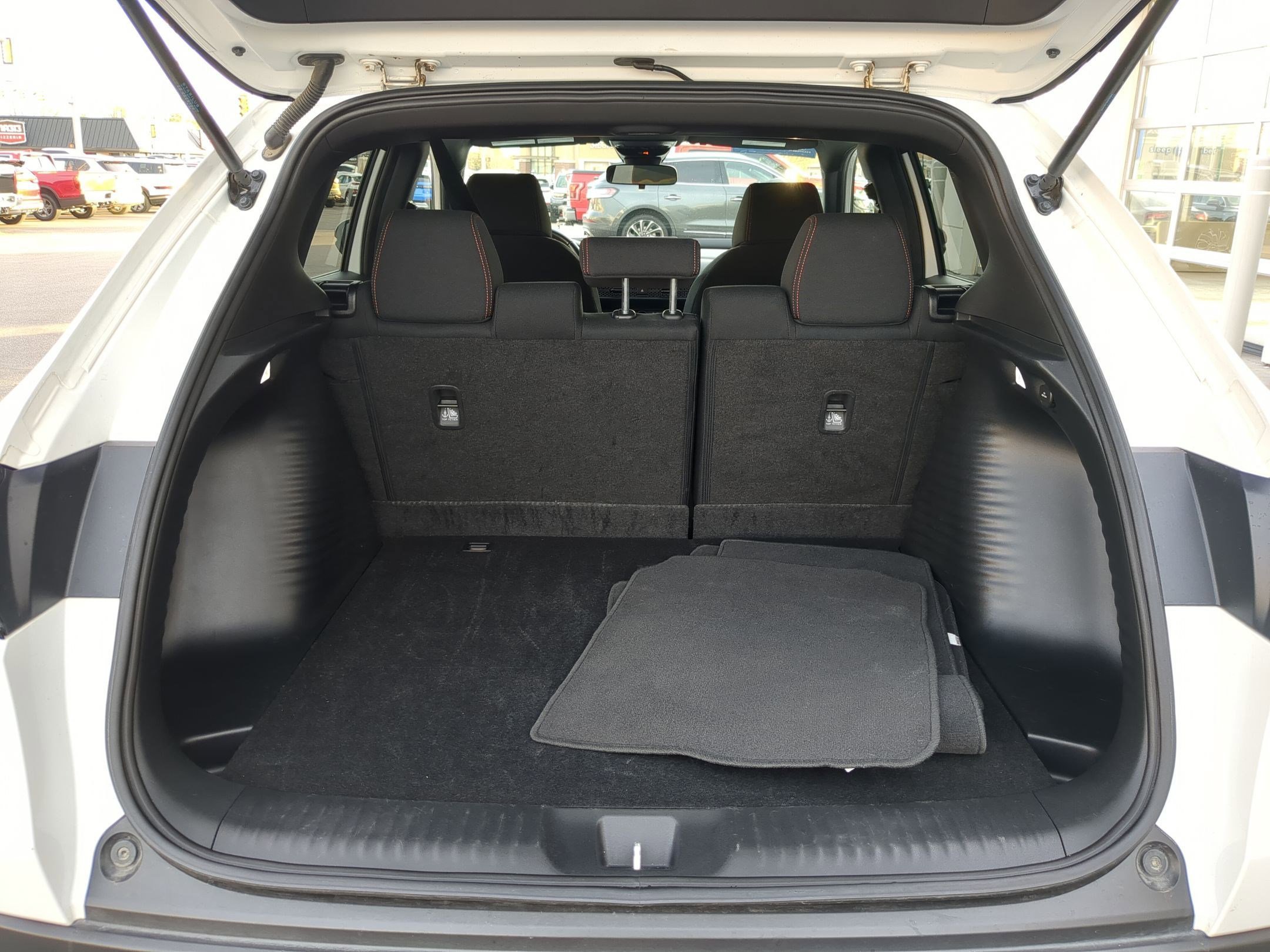 Certified 2025 Honda HR-V Sport image 30