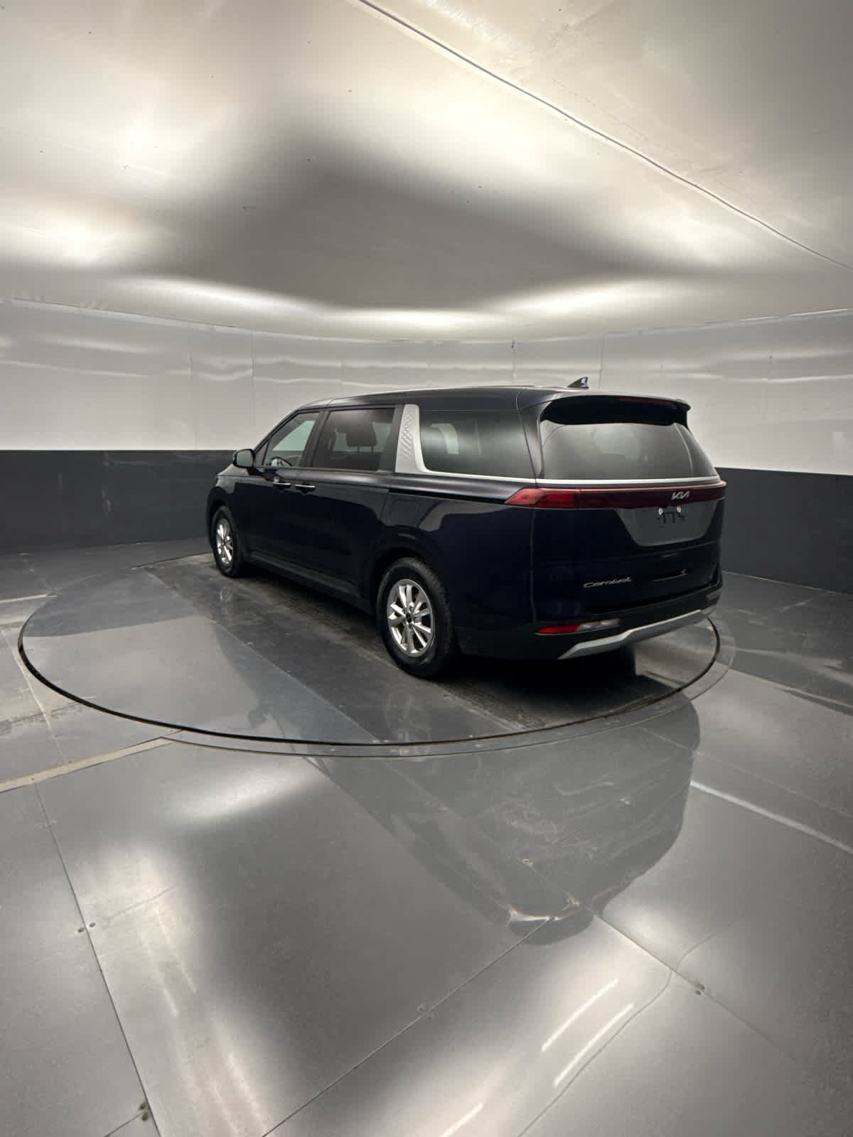 Used 2022 Kia Carnival LX FWD image 38