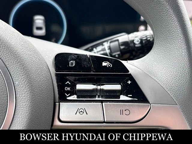 Used 2024 Hyundai Elantra SEL image 17