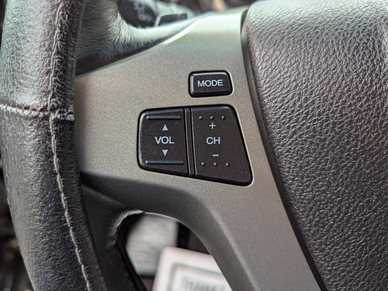 Used 2011 Acura MDX w/ Technology Package AWD/4WD image 16