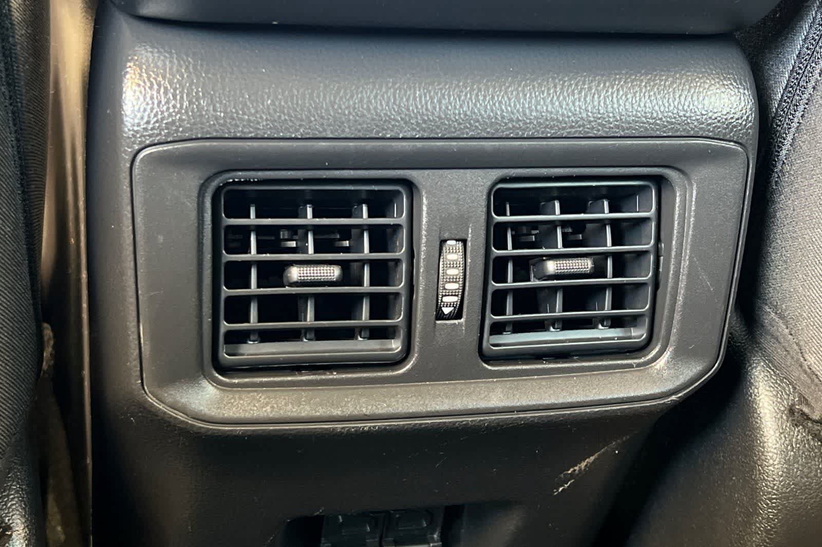 Used 2023 Toyota RAV4 XLE FWD image 14
