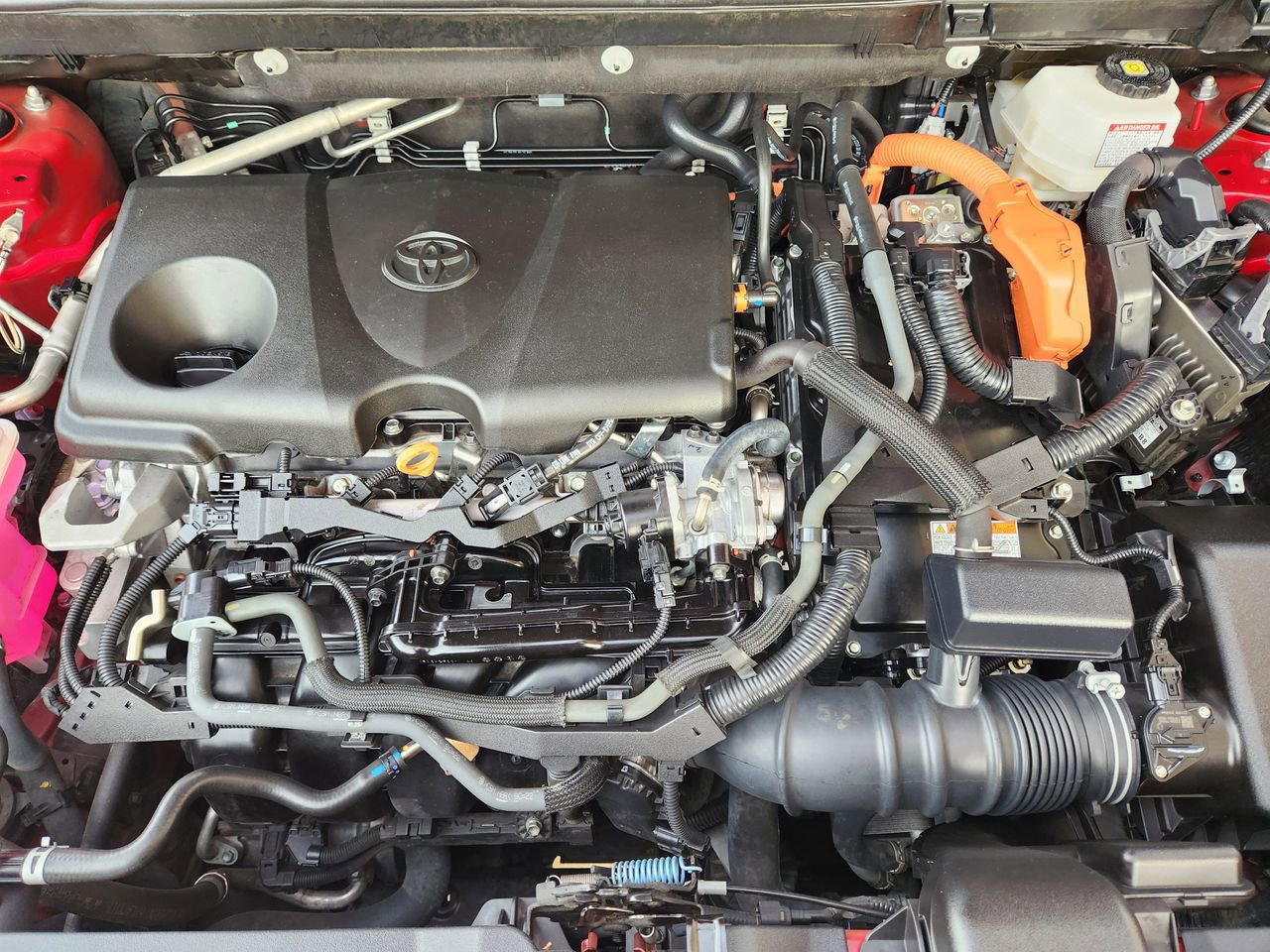 Used 2022 Toyota RAV4 XLE w/ Convenience Package image 30