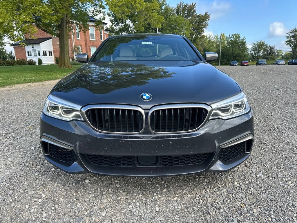 Used 2018 BMW M550i xDrive AWD/4WD image 2